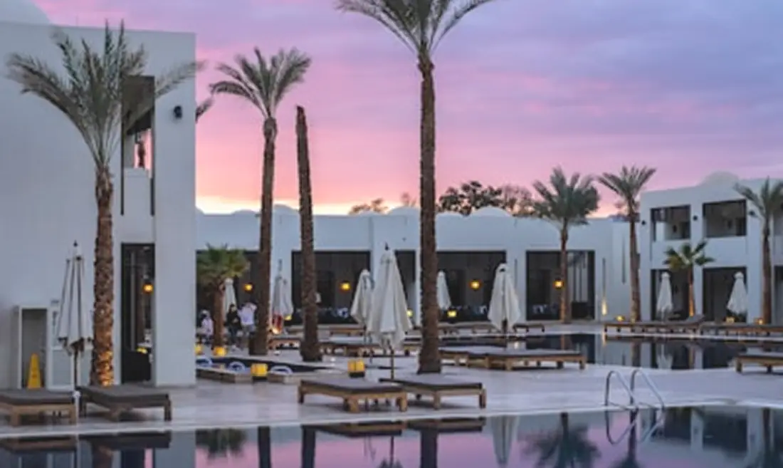 Resort im Abendlicht